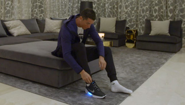 Cristiano Ronaldo tests out Nike's new adaptive lacing shoe - Sport360 News