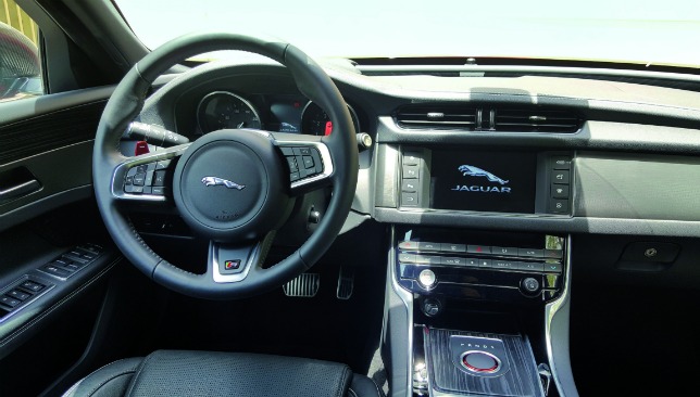 Steering-Wheel-Jaguar