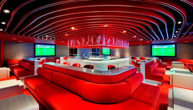 Velocity Bar in JW Marquis Marriott is the official home of Arsenal in UAE.