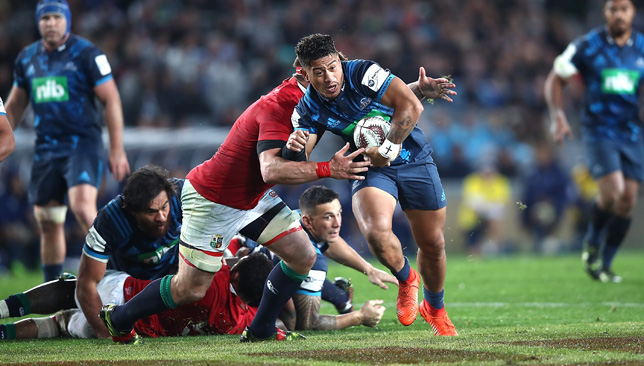 Augustine Pulu of the Blues.