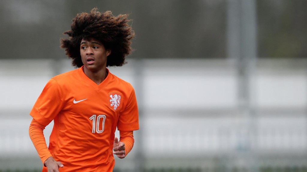 Chong is a Dutch U19 international.