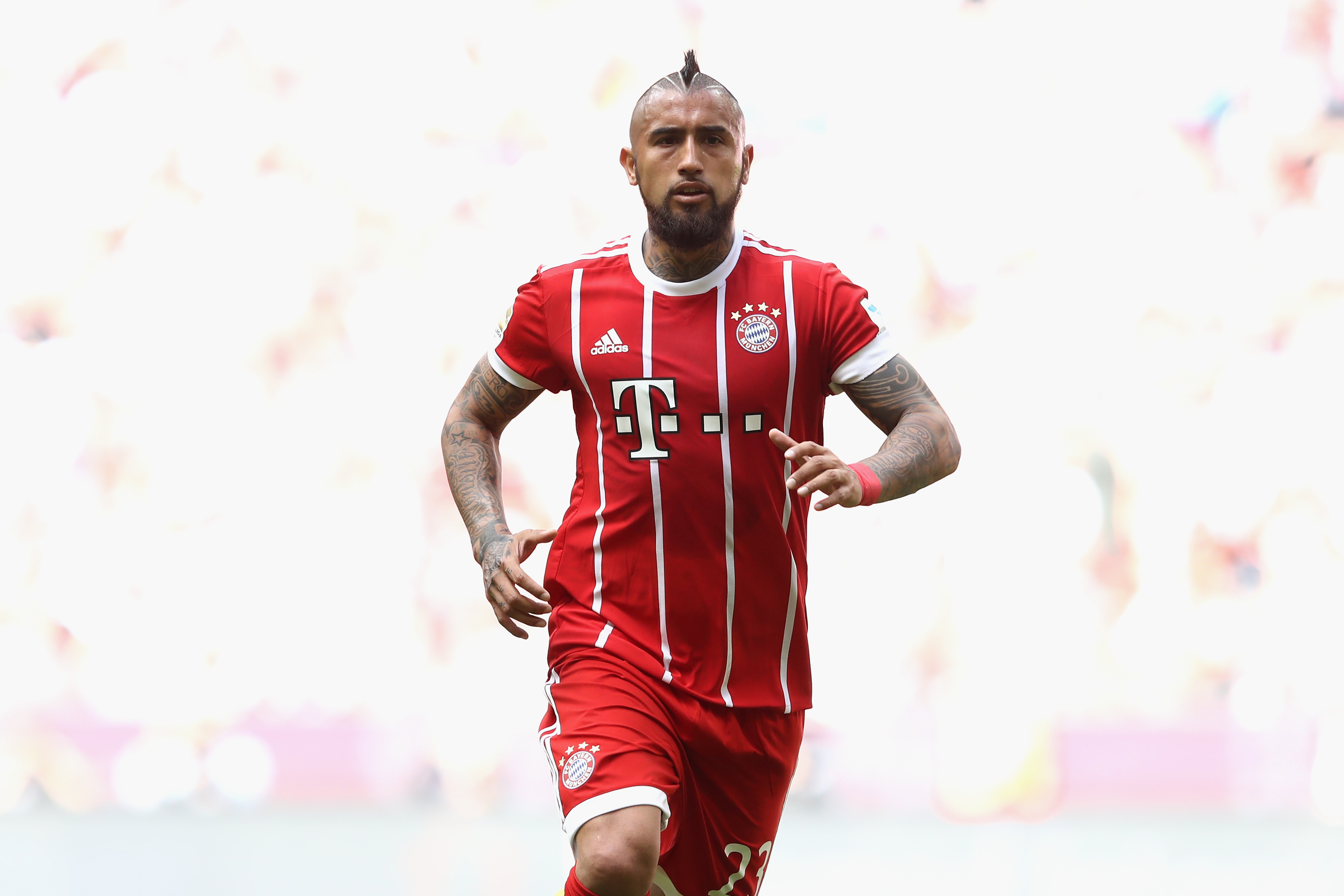 Neuer Lets Fans Choose One Bayern Munich 23-24 Goalkeeper Kit - Footy  Headlines