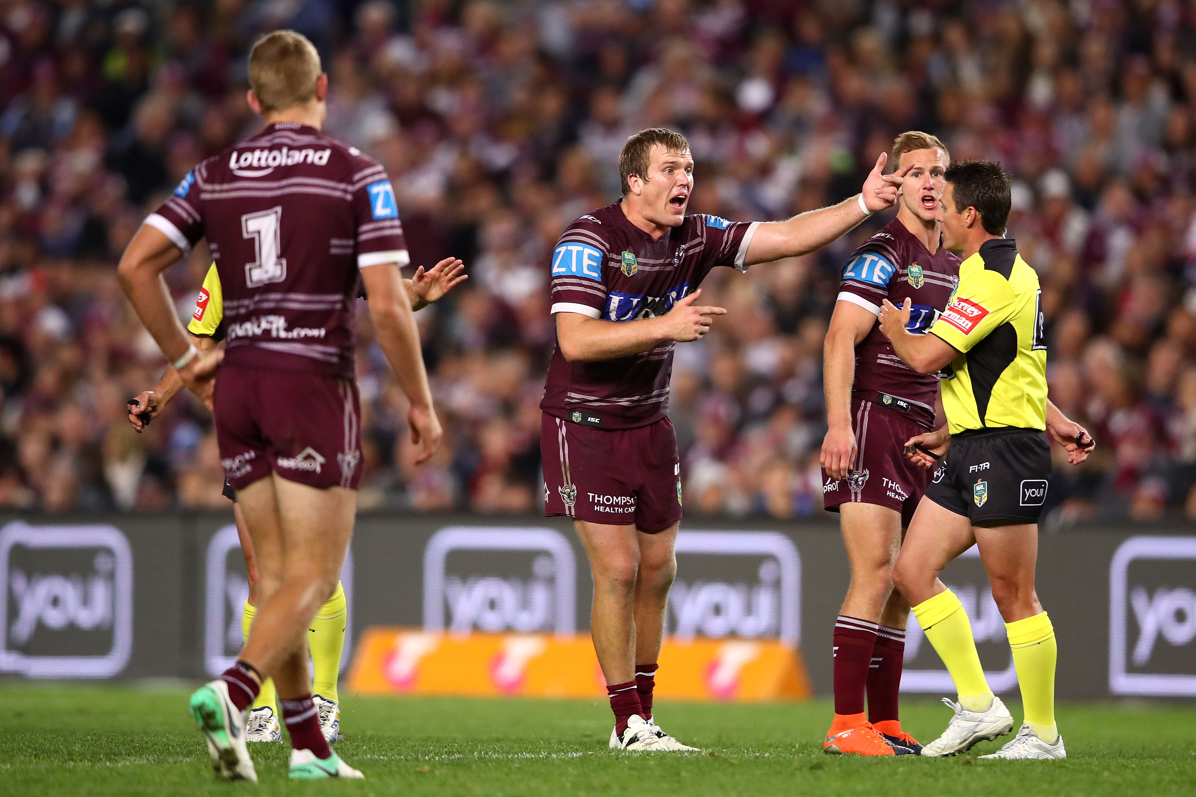 Manly Sea Eagles' players remonstrate with the referee during the NRL elimination final.