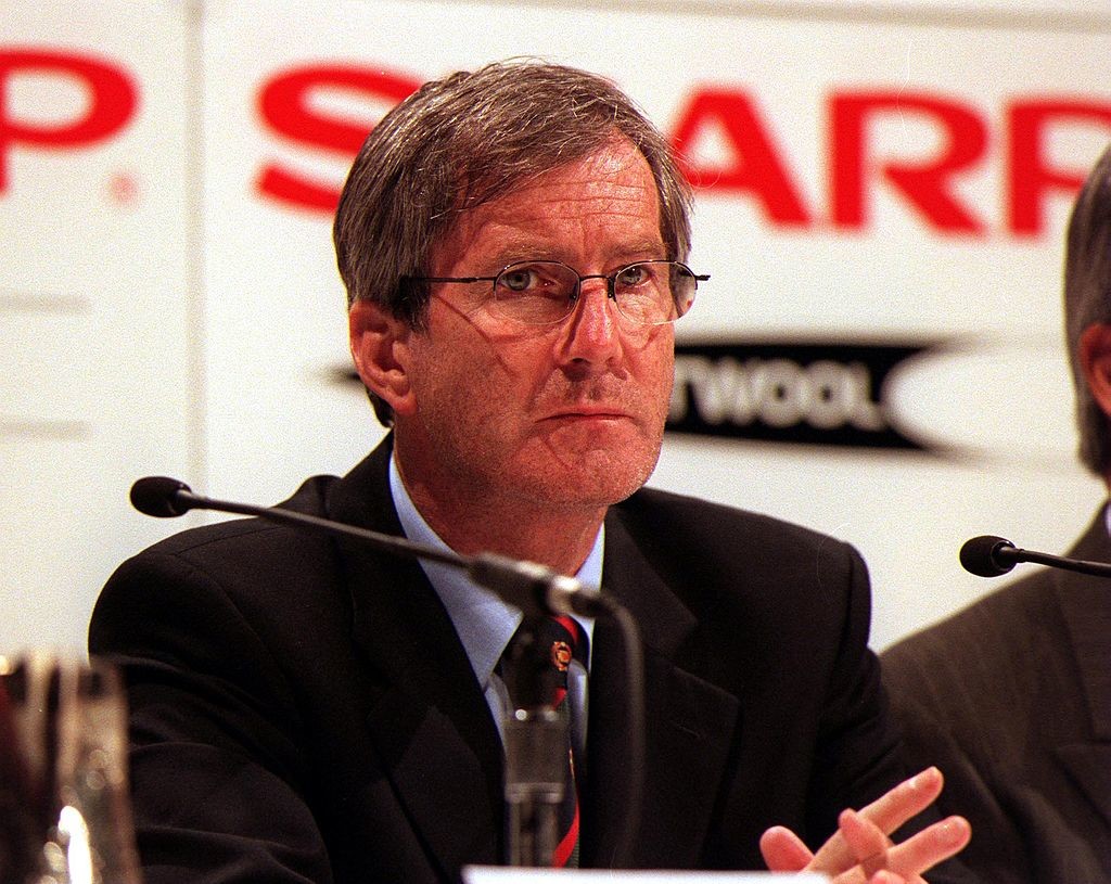 Former United chairman Martin Edwards has said Wenger was his first choice to replace Sir Alex Ferguson.