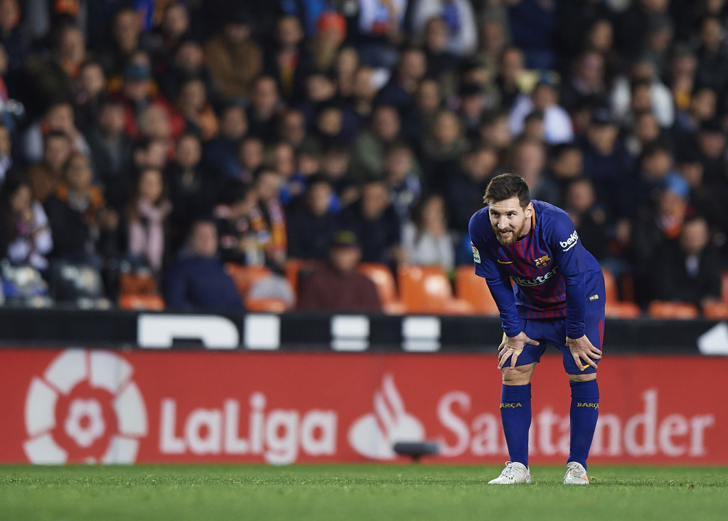 VALENCIA, SPAIN - NOVEMBER 26: Lionel Messi of Barcelona looks on during the La Liga match between Valencia and Barcelona at Estadio Mestalla on November 26, 2017 in Valencia, Spain. (Photo by Fotopress/Getty Images)