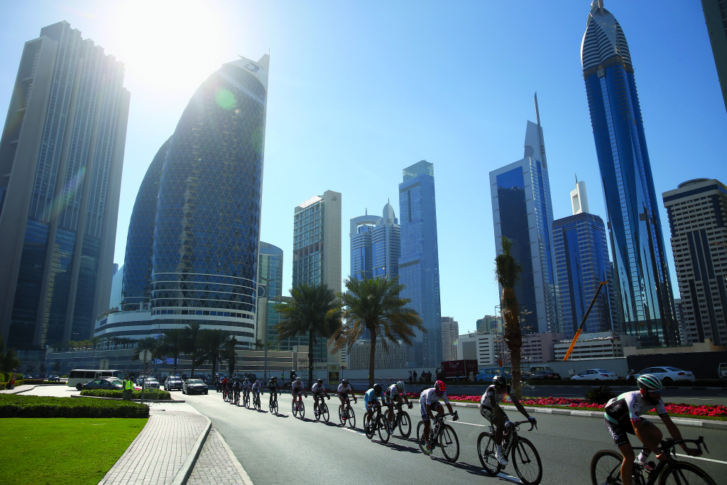 DUBAI, UNITED ARAB EMIRATES - FEBRUARY 06: The peloton heads towards the finishing line in the Burj khalifa area during the Business Bay Stage Four of the Tour of Dubai on February 6, 2016 in Dubai, United Arab Emirates. (Photo by Michael Steele/Getty Images)