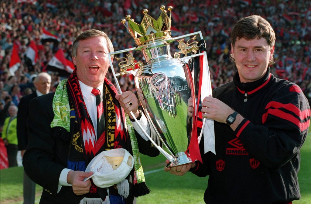 Sir Alex Ferguson and Bryan Kidd with the league title in 1994