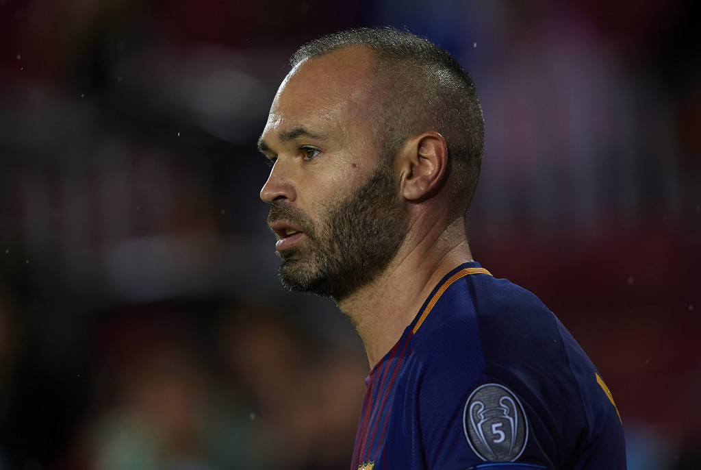 BARCELONA, SPAIN - OCTOBER 18: Andres Iniesta of Barcelona looks on during the UEFA Champions League group D match between FC Barcelona and Olympiakos Piraeus at Camp Nou on October 18, 2017 in Barcelona, Spain. (Photo by Manuel Queimadelos Alonso/Getty Images)