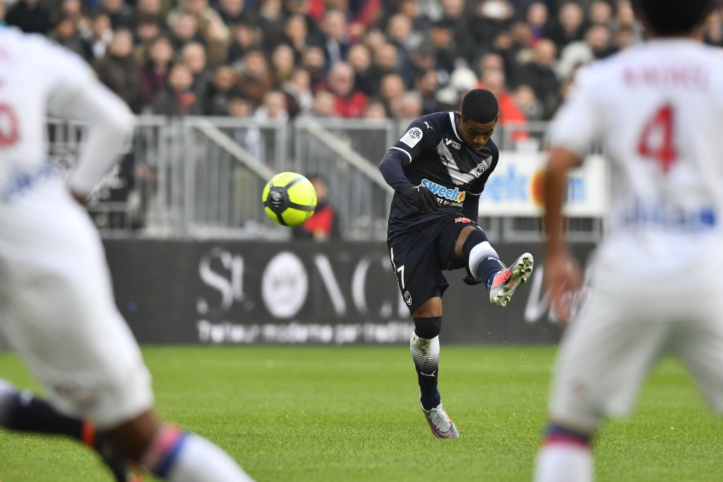 Bordeaux's Brazilian forward Malcom shoots the ball during the French L1 football match between Bordeaux (FCGB) and Lyon (OL) on January 28, 2018, at the Matmut Atlantique stadium in Bordeaux, southwestern France. / AFP PHOTO / NICOLAS TUCAT (Photo credit should read NICOLAS TUCAT/AFP/Getty Images)