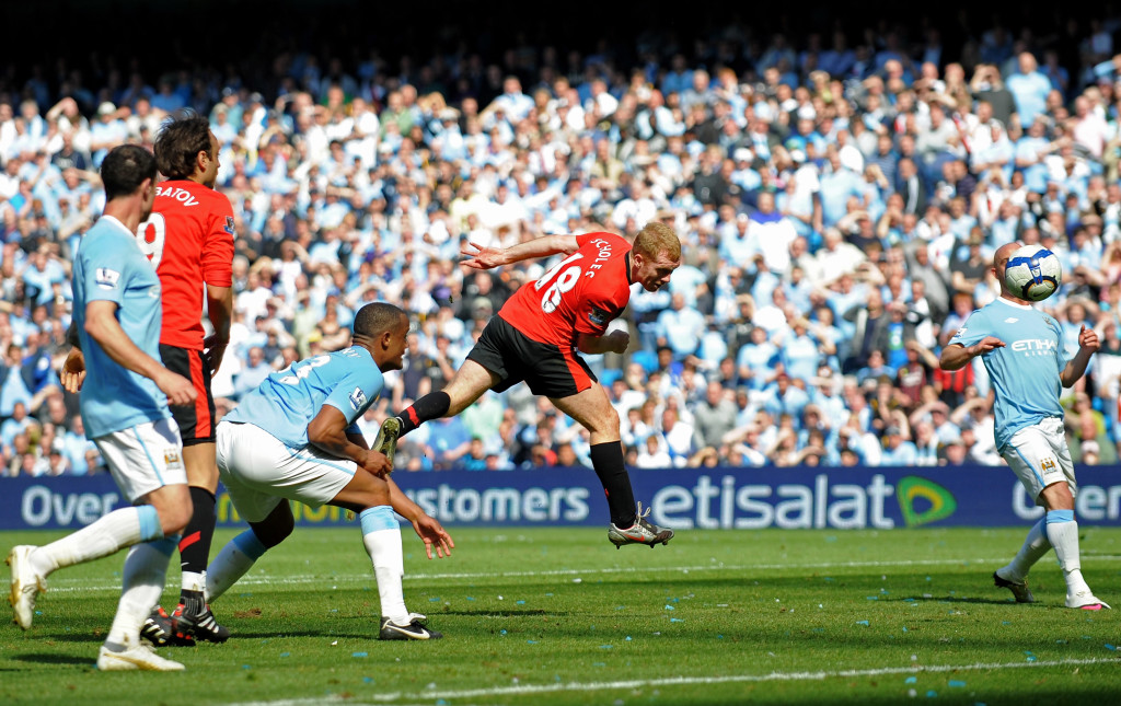 City were looking to derail United's title bid, but Paul Scholes had other ideas.