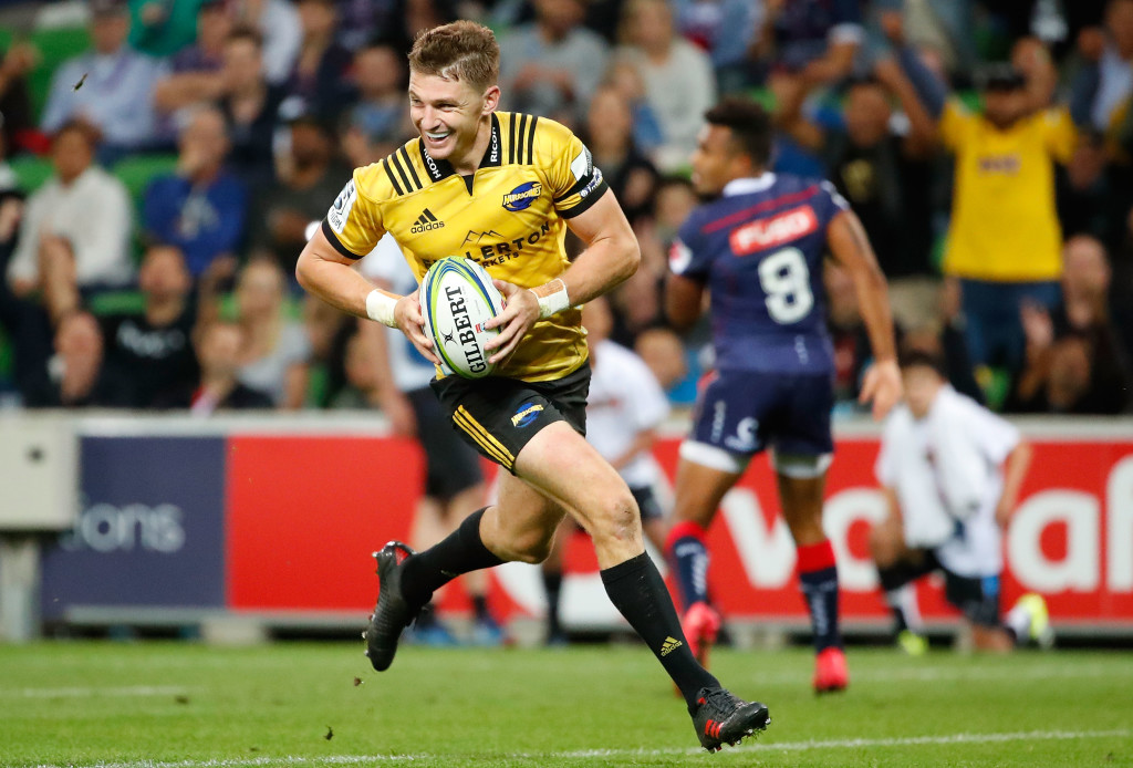 The pain continues in 2018: Beauden Barrett crosses untouched in the Hurricanes 50-19 victory over the Rebels (Game No33 of the streak)