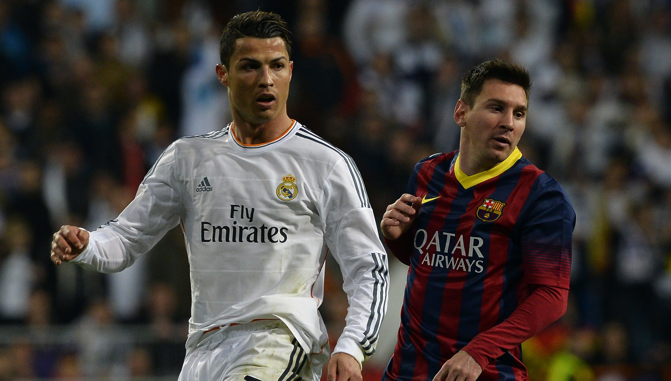 Cristiano Ronaldo vs Lionel Messi: Ai có số liệu thống kê tốt hơn vào năm 2021/2022?
