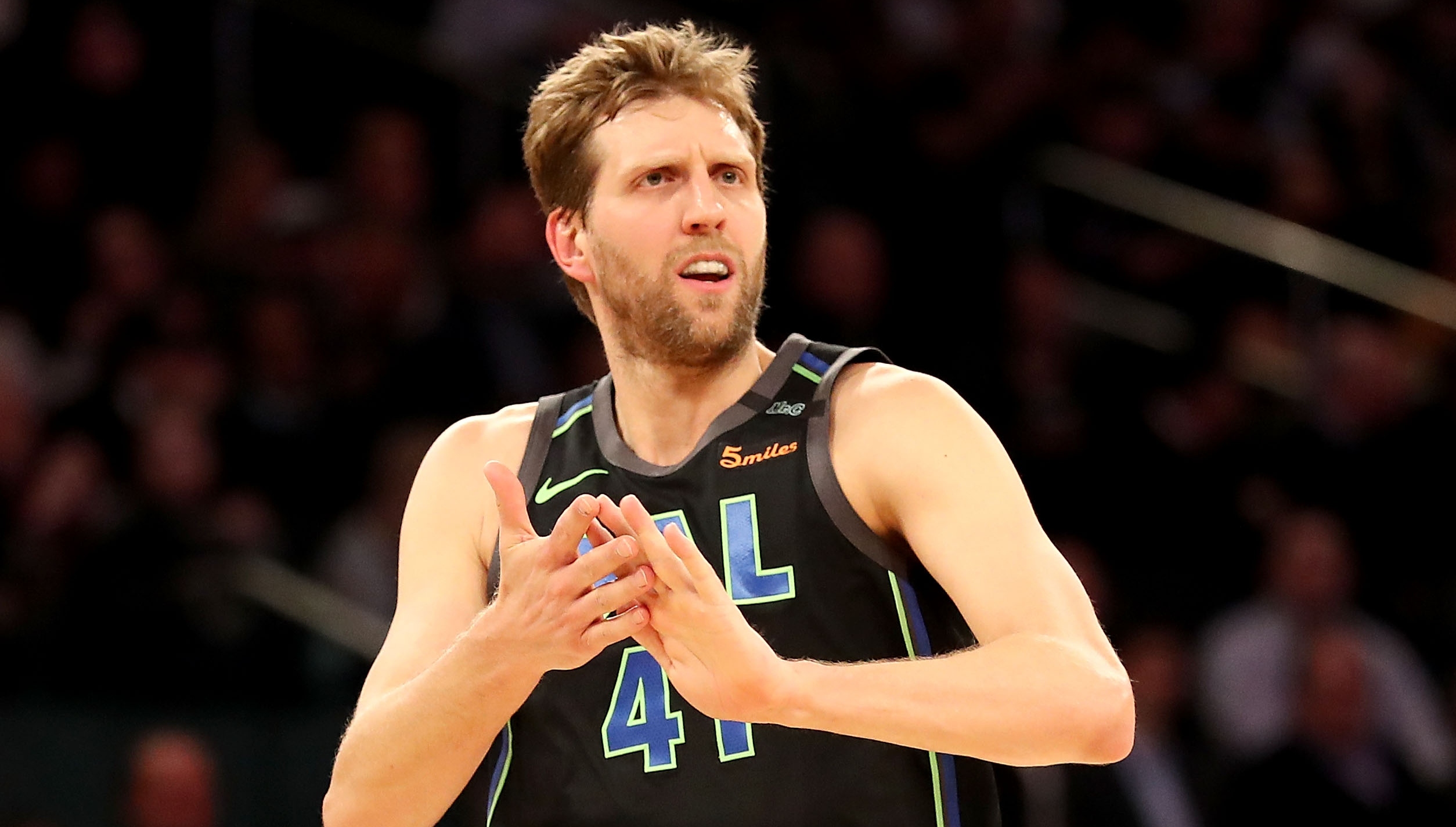 Nba News Dirk Nowitzki Signs On For A Record Breaking 21st Season With The Dallas Mavericks Sport360 News