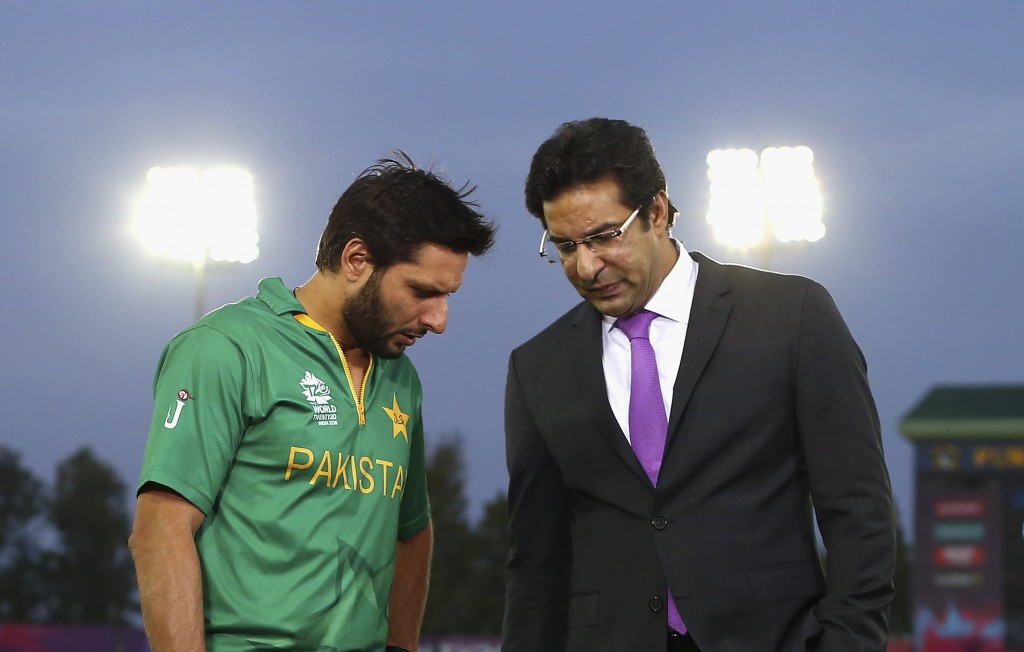 Akram's stance on Sarfraz differs from Shahid Afridi's.