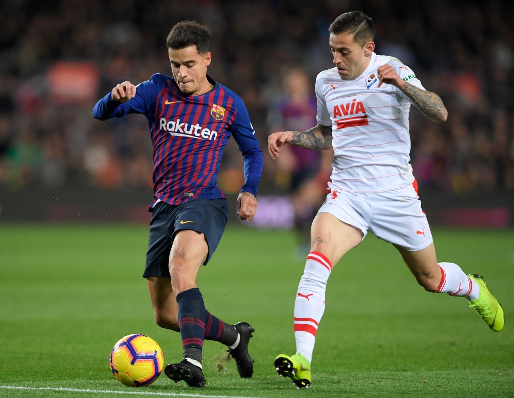 Philippe Coutinho in action against Eibar 